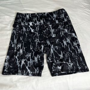 XL BIKER SHORTS W/ POCKETS